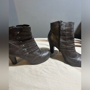 Brown Ankle Boots, size 9.5